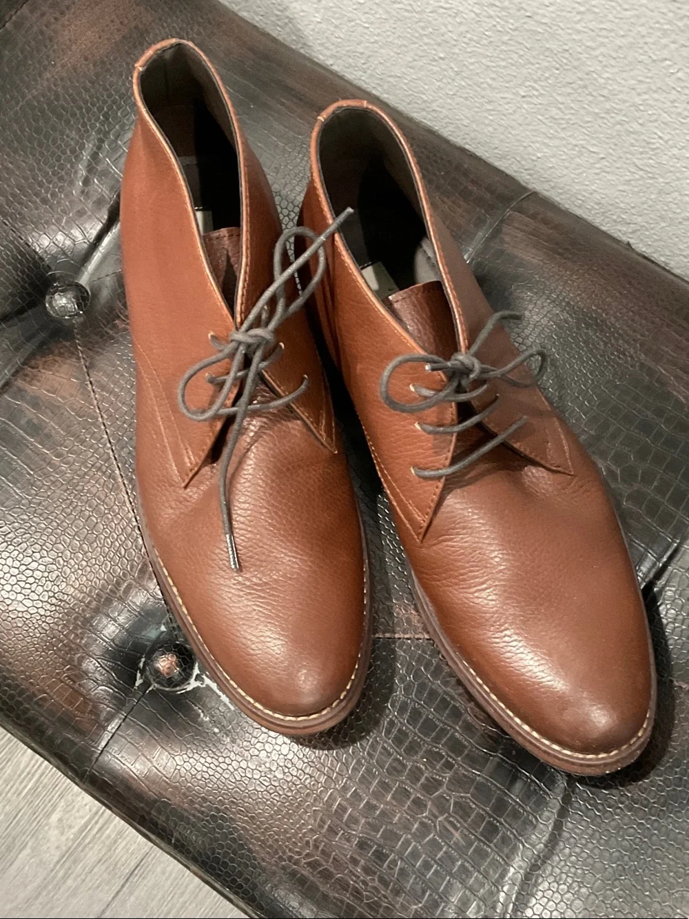 Men's Brown Leather Lace-Up Chukka Boots